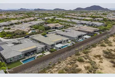 3244 E Daley Lane, Phoenix, AZ 85050 - Photo 51