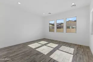 7561 W Evans Dr, Peoria, AZ 85381 - Photo 9