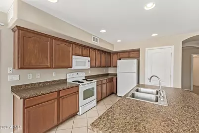 5215 W Hasan Drive, Laveen, AZ 85339 - Photo 13