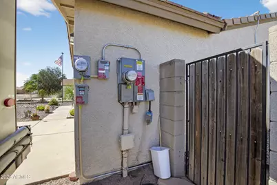 10199 W Fernando Drive, Arizona City, AZ 85123 - Photo 37