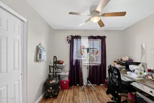 10199 W Fernando Dr, Arizona City, AZ 85123 - Photo 21