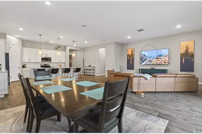 24307 N 169th Drive, Surprise, AZ 85387 - Photo 17