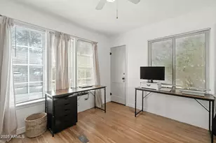 1922 W Holly St, Phoenix, AZ 85009 - Photo 25