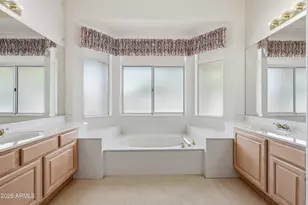 6558 E Roland St, Mesa, AZ 85215 - Photo 27