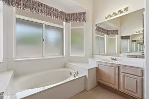 6558 E Roland St, Mesa, AZ 85215 - Photo 25