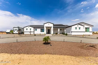 25583 W Madre Del Oro Drive, Wittmann, AZ 85361 - Photo 1