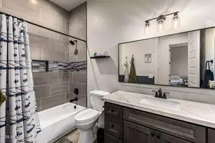 25583 W Madre Del Oro Dr, Wittmann, AZ 85361 - Photo 33