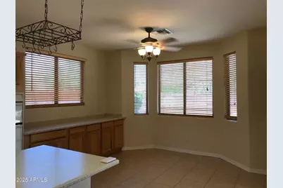 16804 W Northampton Road, Surprise, AZ 85379 - Photo 7