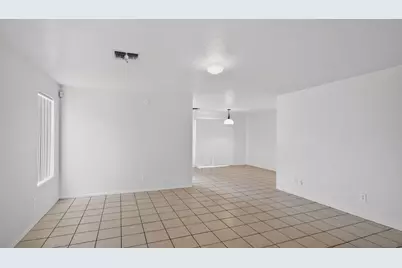 7395 W San Miguel Avenue, Glendale, AZ 85303 - Photo 9