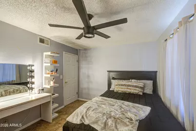 3351 N 69th Drive #1, Phoenix, AZ 85033 - Photo 9