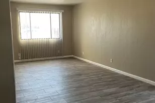 8638 North 8th St, Phoenix, AZ 85020 - Photo 3