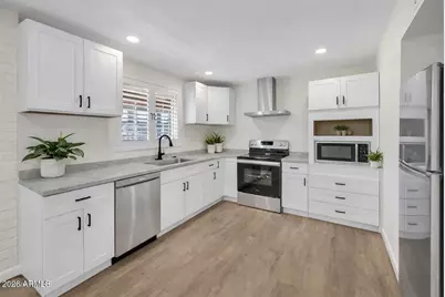 6735 N 16 Th Street #4, Phoenix, AZ 85016 - Photo 3