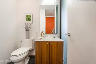 10010 E Jenan Dr, Scottsdale, AZ 85260 - Photo 27