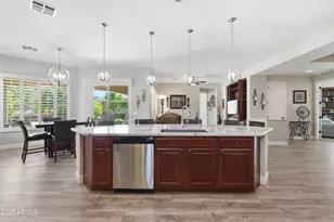 5283 S Almond Dr, Gilbert, AZ 85298 - Photo 9