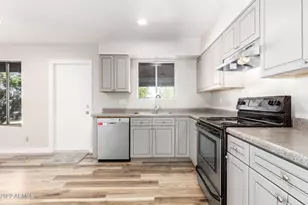 1225 W Halstead Dr, Phoenix, AZ 85023 - Photo 5