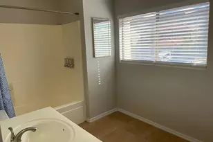 1330 E Pedro Rd, Phoenix, AZ 85042 - Photo 27