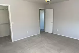 1330 E Pedro Rd, Phoenix, AZ 85042 - Photo 31