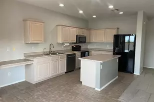 1330 E Pedro Rd, Phoenix, AZ 85042 - Photo 3