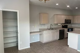 1330 E Pedro Rd, Phoenix, AZ 85042 - Photo 3