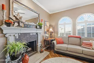 5015 E Cheyenne Dr, Phoenix, AZ 85044 - Photo 9