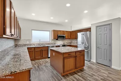 266 W Seven Seas Drive, Casa Grande, AZ 85122 - Photo 15