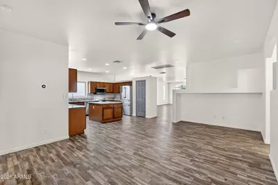 266 W Seven Seas Drive, Casa Grande, AZ 85122 - Photo 13