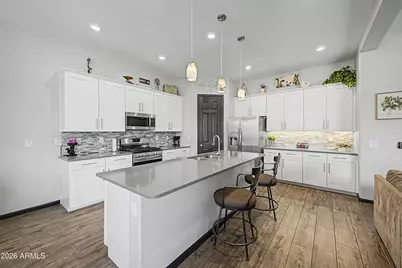 23602 N 167th Lane, Surprise, AZ 85387 - Photo 9
