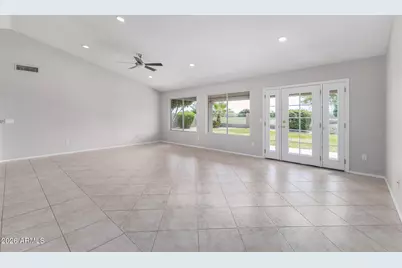 13321 W Wilshire Drive, Goodyear, AZ 85395 - Photo 9