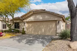 2256 E Soft Wind Dr, Phoenix, AZ 85024 - Photo 7