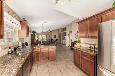2256 E Soft Wind Drive, Phoenix, AZ 85024 - Photo 13