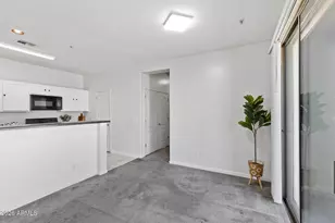 8189 W Groom Creek Rd, Phoenix, AZ 85043 - Photo 15