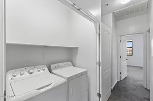 8189 W Groom Creek Rd, Phoenix, AZ 85043 - Photo 23