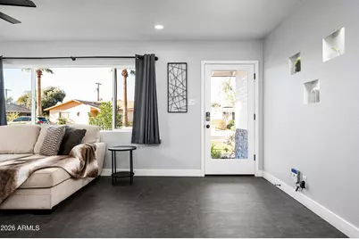 8059 E Cambridge Avenue, Scottsdale, AZ 85257 - Photo 9