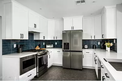 8059 E Cambridge Avenue, Scottsdale, AZ 85257 - Photo 17