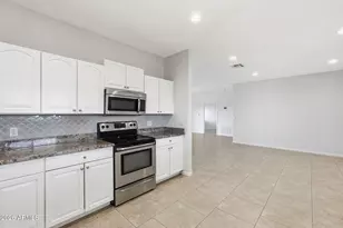 1651 S Prospectors Rd, Apache Junction, AZ 85119 - Photo 9