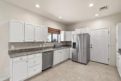 1651 S Prospectors Road, Apache Junction, AZ 85119 - Photo 11