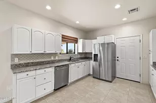 1651 S Prospectors Rd, Apache Junction, AZ 85119 - Photo 11