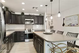 8822 W Deer Valley Rd, Peoria, AZ 85382 - Photo 13