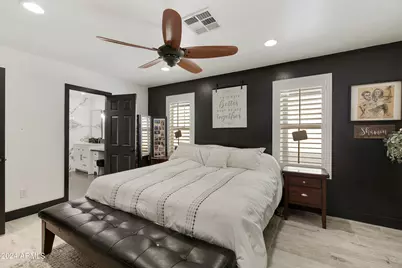 8822 W Deer Valley Road, Peoria, AZ 85382 - Photo 19