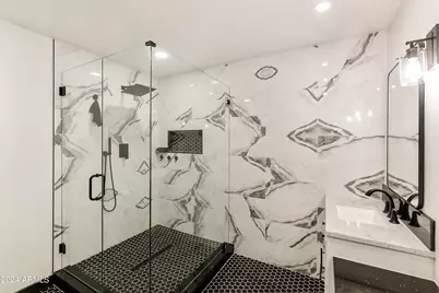 8822 W Deer Valley Road, Peoria, AZ 85382 - Photo 21