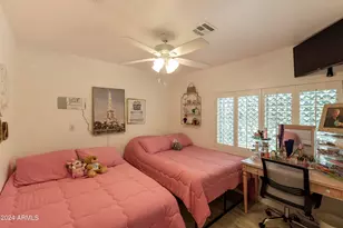 8822 W Deer Valley Rd, Peoria, AZ 85382 - Photo 23