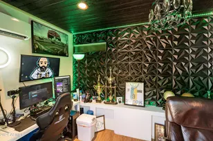 8822 W Deer Valley Rd, Peoria, AZ 85382 - Photo 11