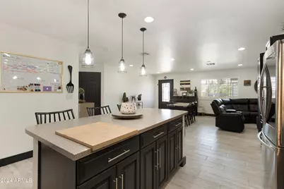 8822 W Deer Valley Road, Peoria, AZ 85382 - Photo 15