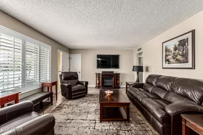 318 N 61st Way, Mesa, AZ 85205 - Photo 7