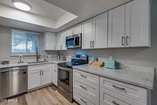 4150 E Cactus Rd, Phoenix, AZ 85032 - Photo 13