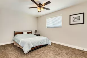 16 W Geneva Dr, Tempe, AZ 85282 - Photo 11