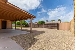 8756 E Bonnie Rose Ave, Scottsdale, AZ 85250 - Photo 29
