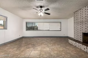 8756 E Bonnie Rose Ave, Scottsdale, AZ 85250 - Photo 9