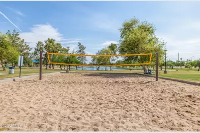 8756 E Bonnie Rose Avenue, Scottsdale, AZ 85250 - Photo 35