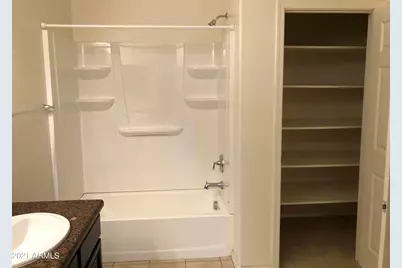 8457 N 61st Lane, Glendale, AZ 85302 - Photo 15